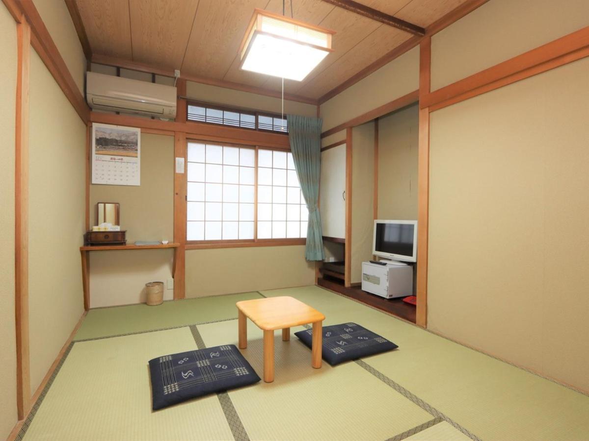 Minshuku Iwatakan Takayama  Exterior photo