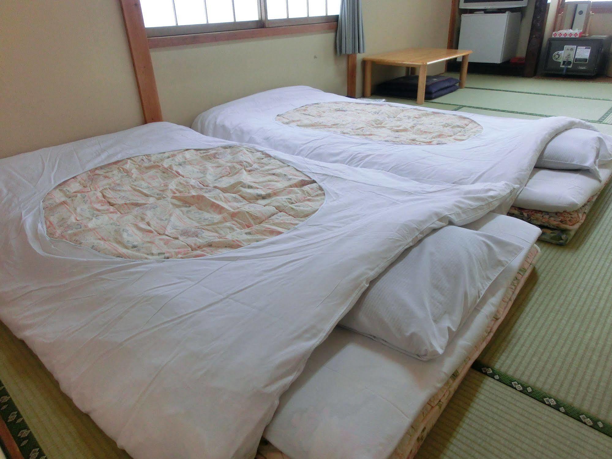 Minshuku Iwatakan Takayama  Exterior photo